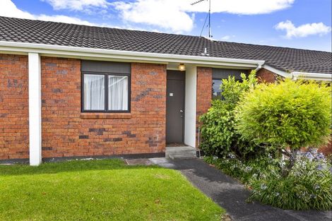 Photo of property in 11 Fantail Court, Orewa, 0931