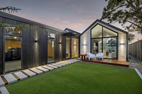 Photo of property in 19 Albany Street, St Albans, Christchurch, 8014