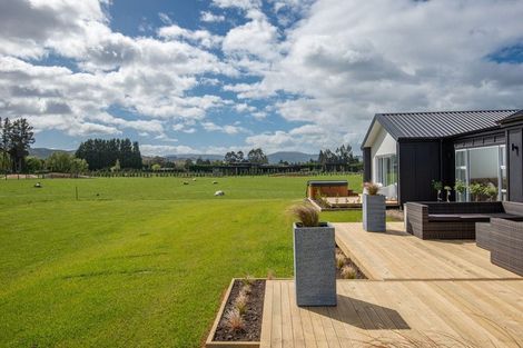 Photo of property in 165 Tirohanga Road, North Taieri, Mosgiel, 9092