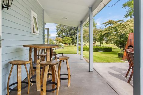 Photo of property in 302 Timaru Road, Waimate, 7978
