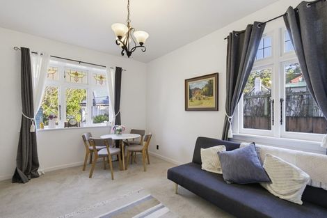 Photo of property in 2 Ascot Street, Thorndon, Wellington, 6011