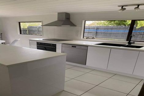 Photo of property in 55b Salisbury Road, Birkdale, Auckland, 0626