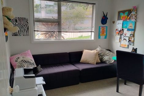 Photo of property in 30 Manor Drive, Stokes Valley, Lower Hutt, 5019