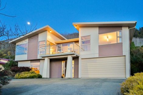 Photo of property in 8 Blampied Place, Nelson South, Nelson, 7010