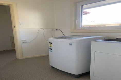 Photo of property in 354 Memorial Avenue, Burnside, Christchurch, 8053