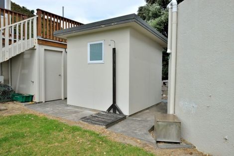 Photo of property in 88 Newcastle Street, Mahia, 4198