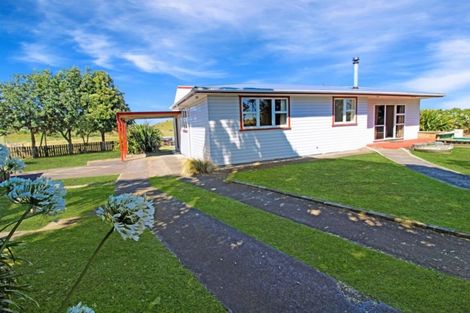 Photo of property in 5 Pungarehu Road, Pungarehu, Opunake, 4685