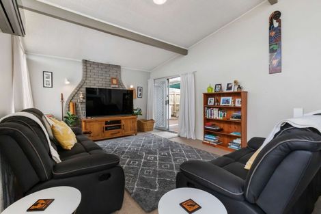 Photo of property in 57 Mallard Drive, Selwyn Heights, Rotorua, 3015