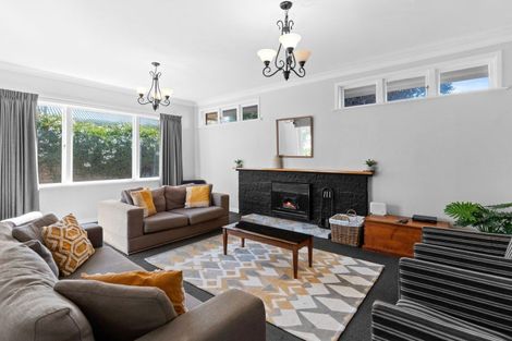 Photo of property in 64 Cologne Street, Martinborough, 5711