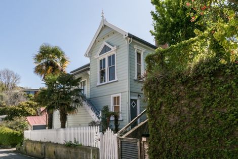 Photo of property in 2 Cameron Road, Bluff Hill, Napier, 4110