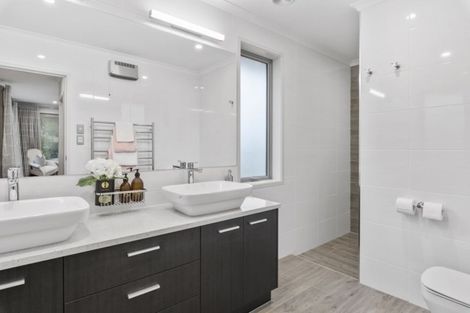 Photo of property in 4 Maddies Road, Kaukapakapa, 0873