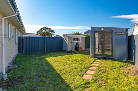 Photo of property in 1/43a Merrington Crescent, Aranui, Christchurch, 8061