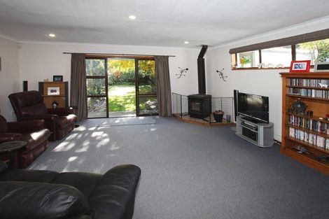 Photo of property in 594 Harewood Road, Harewood, Christchurch, 8051