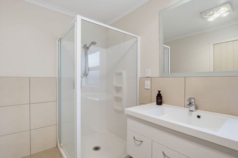 Photo of property in 9 Majestic Way, Kelvin Grove, Palmerston North, 4414