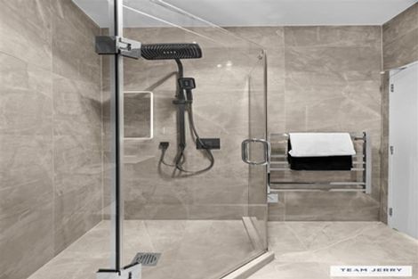 Photo of property in 42 Oopunga Road, Pukekohe, 2120