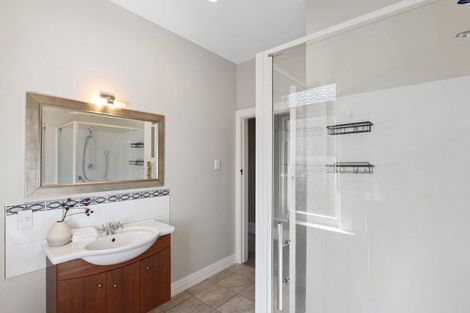 Photo of property in 20 Roa Road, Fendalton, Christchurch, 8041