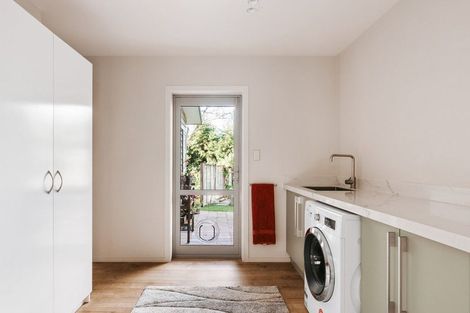 Photo of property in 16 Kayelene Place, Omokoroa, 3114