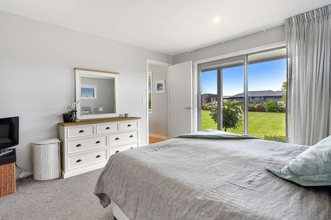 Photo of property in 2 Pukeko Way, Amberley, 7410