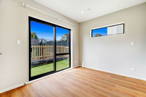 Photo of property in 25b Withers Road, Glen Eden, Auckland, 0602