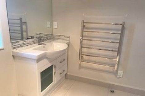 Photo of property in 227 Porchester Road, Takanini, 2112