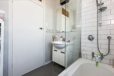 Photo of property in 27 Jackson Street, Saint Kilda, Dunedin, 9012