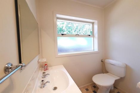 Photo of property in 2/200 Withells Road, Avonhead, Christchurch, 8042