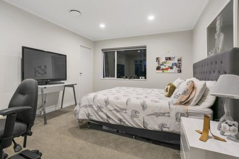 Photo of property in 23 Blacks Road, Greenhithe, Auckland, 0632