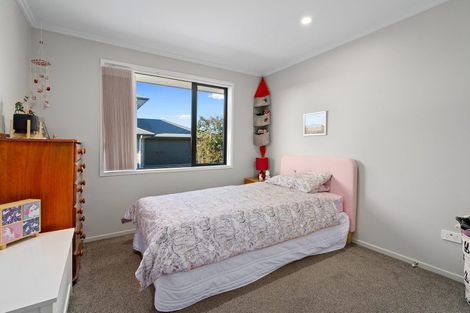 Photo of property in 33 Rose Leigh Drive, Cambridge, 3434