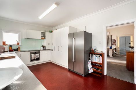 Photo of property in 240 Muritai Road, Eastbourne, Lower Hutt, 5013