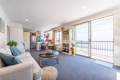 Photo of property in 2/92 Arthur Street, Seaview, Timaru, 7910