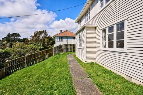Photo of property in 12 Bromley View, Ranui, Porirua, 5024