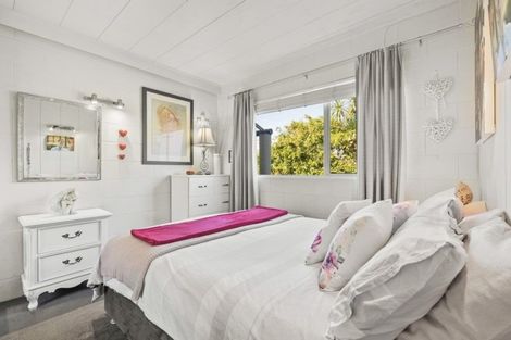 Photo of property in 7/18 Parr Terrace, Castor Bay, Auckland, 0620