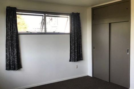Photo of property in 32 Roick Parade, Glen Eden, Auckland, 0602