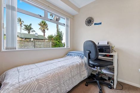 Photo of property in 28 Dan Tori Place, Orewa, 0931