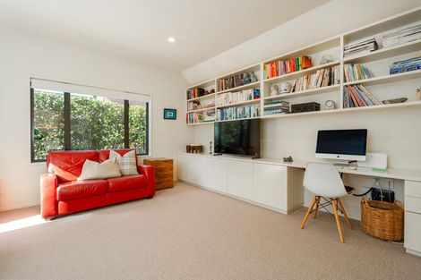 Photo of property in 119 Jeffreys Road, Strowan, Christchurch, 8052