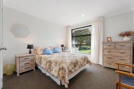 Photo of property in 31 No 1 Road, Te Puke, 3119