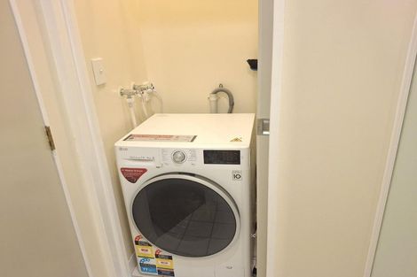 Photo of property in Terrace Heights Apartments, 4b/163 The Terrace, Wellington Central, Wellington, 6011