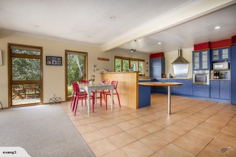 Photo of property in 21 Taupo Crescent, Plimmerton, Porirua, 5026