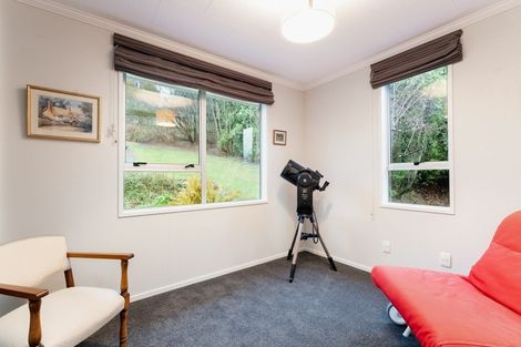 Photo of property in 8 Cove Street, Roseneath, Port Chalmers, 9023