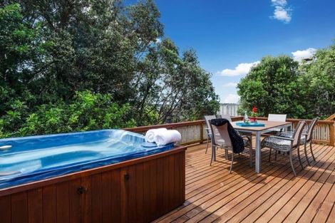 Photo of property in 156 Oaktree Avenue, Browns Bay, Auckland, 0630