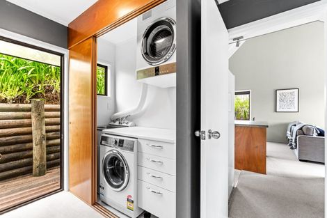 Photo of property in 25 Rangimaarie Crescent, Snells Beach, 0920