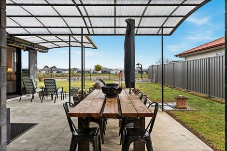 Photo of property in 11 Aparima Place, Awatoto, Napier, 4110