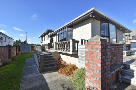 Photo of property in 708 Queens Drive, Waikiwi, Invercargill, 9810