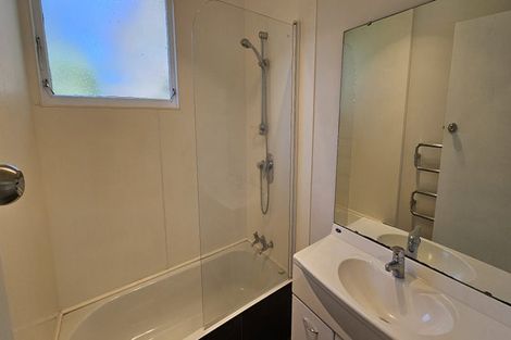 Photo of property in 5 Mcphail Street, Birkdale, Auckland, 0626