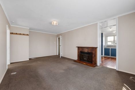 Photo of property in 4 Holford Street, Westown, New Plymouth, 4310