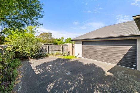 Photo of property in 75 Sarabande Avenue, Redwood, Christchurch, 8051