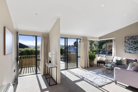 Photo of property in 35 Cleland Crescent, Naenae, Lower Hutt, 5011