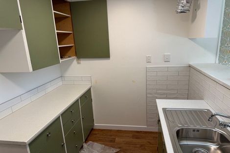 Photo of property in 24 Middle Road, Havelock North, 4130