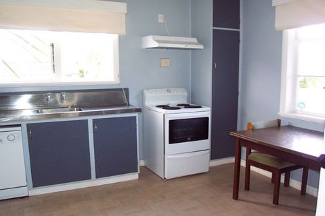 Photo of property in 12 Churchill Drive, Wilton, Wellington, 6035