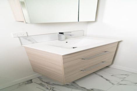 Photo of property in 52a Vodanovich Road, Te Atatu South, Auckland, 0610